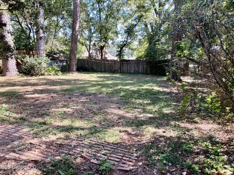 2668 Key St, Jackson, MS 39212 photo 8
