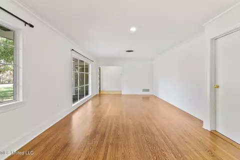 4001 Cabell Ln, Jackson, MS 39206 photo 5