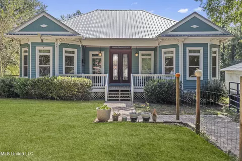 12334 Fox Forrest Dr, Gulfport, MS 39503