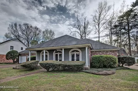 1045 Newland St, Jackson, MS 39211