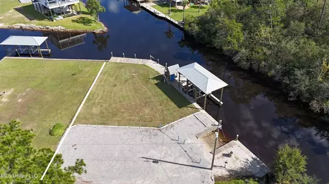 4004 Shark St, Bay Saint Louis, MS 39520