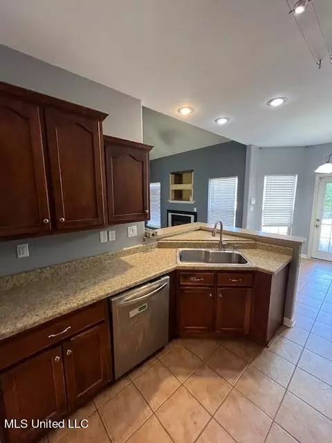 2454 Della St #ST, Hernando, MS 38632 photo 17