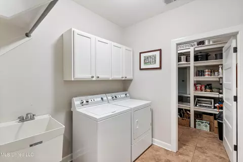 Other - 412 Bedford Ln, Hernando, MS 38632 photo 2 of 8