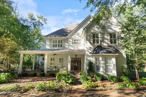 412 Bedford Ln, Hernando, MS 38632