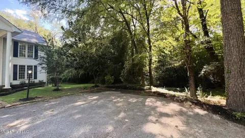Exterior - 420 Ruffin Dr, Sardis, MS 38666 photo 8 of 10