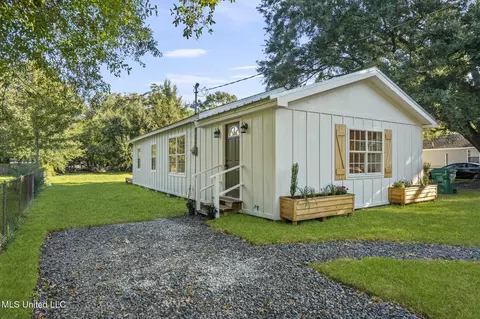 2222 29th St, Gulfport, MS 39501