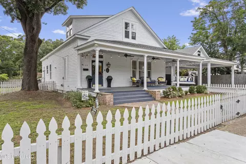 159 Seal Ave, Biloxi, MS 39530