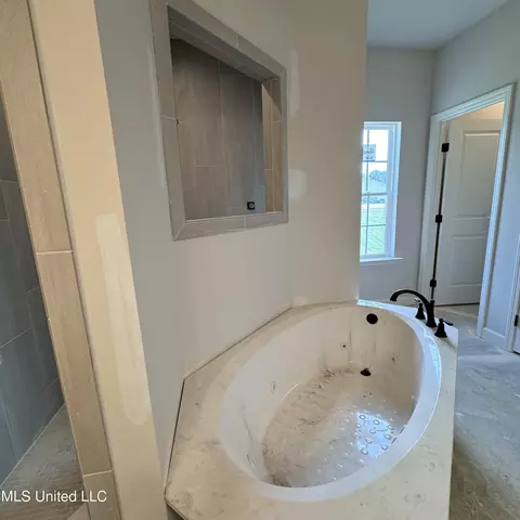 6155 Clover Ct, Walls, MS 38680 photo 7
