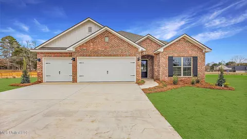 101 Saratoga Springs Ave, Clinton, MS 39056