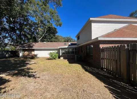Exterior - 3948 Riverpine Dr, Moss Point, MS 39563 photo 6 of 8