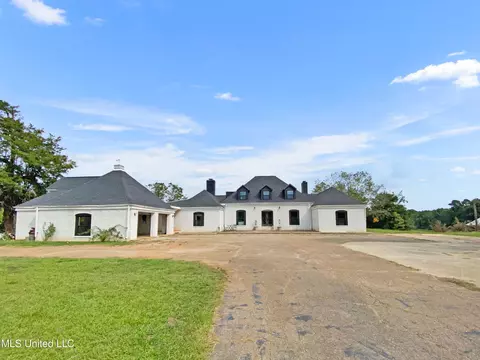 Exterior - 3415 Erin Lucern Rd, Union, MS 39365 photo 2 of 3