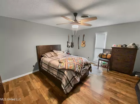 Bedroom - 3415 Erin Lucern Rd, Union, MS 39365 photo 1 of 2