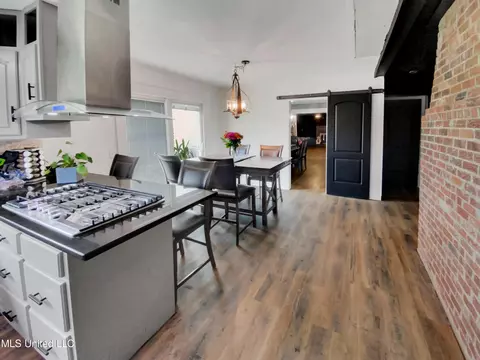 Kitchen - 3415 Erin Lucern Rd, Union, MS 39365 photo 3 of 4