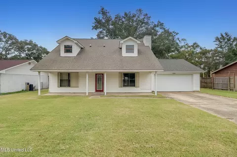 11158 Alden Dr, Gulfport, MS 39503