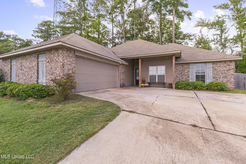 717 Lexington Dr, Florence, MS 39073 photo 3
