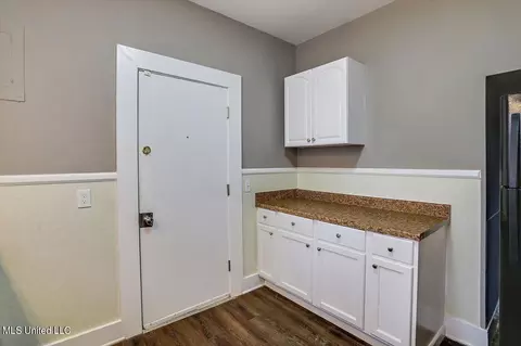 Other - 4091 Pine Hill Dr, Jackson, MS 39206 photo 2 of 11