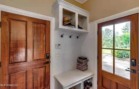 Entry Way - 380 Catlett Rd, Madison, MS 39110 photo 3 of 5
