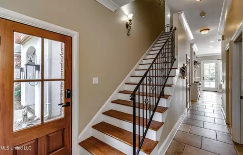 Entry Way - 380 Catlett Rd, Madison, MS 39110 photo 4 of 5