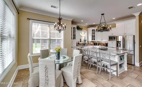 Dining - 380 Catlett Rd, Madison, MS 39110 photo 6 of 7