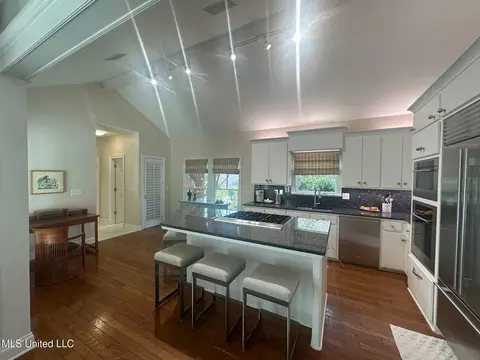Kitchen - 107 Belle Meade Blvd, Flowood, MS 39232 photo 1 of 6