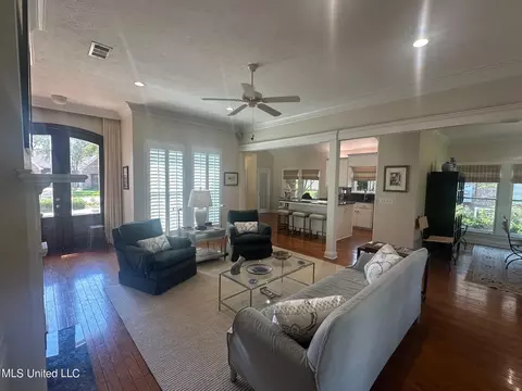 Living - 107 Belle Meade Blvd, Flowood, MS 39232 photo 1 of 1