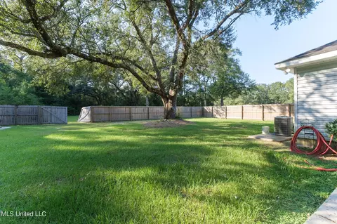 Exterior - 13501 Big Bend Rd, Moss Point, MS 39562 photo 5 of 7