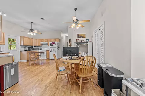 9450 Boyette Rd, Biloxi, MS 39532 photo 11