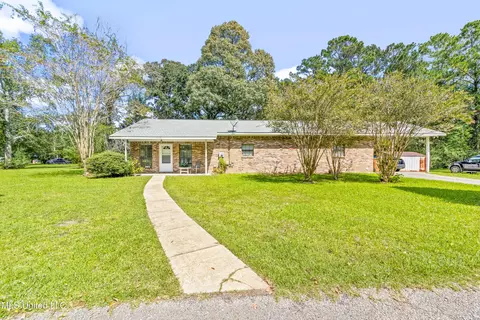 9450 Boyette Rd, Biloxi, MS 39532