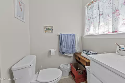 9450 Boyette Rd, Biloxi, MS 39532 photo 17