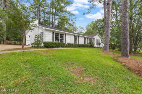 4654 Katherine Blvd, Jackson, MS 39211 photo 2