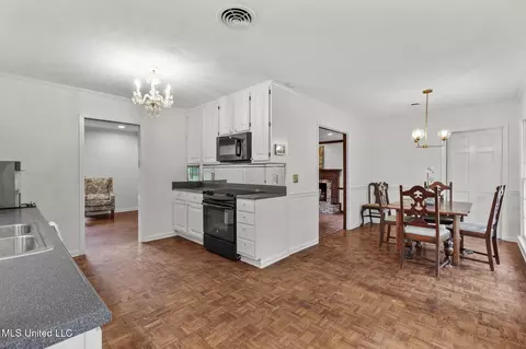 4654 Katherine Blvd, Jackson, MS 39211 photo 14