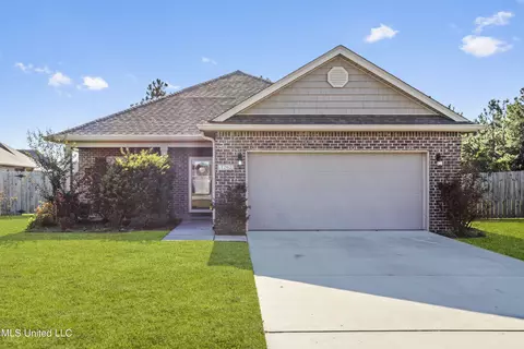 1262 Lilac Cv, Ocean Springs, MS 39564