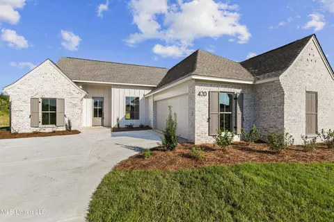 Exterior - 420 Baleigh Way, Canton, MS 39046 photo 2 of 3