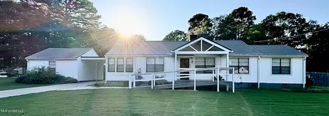 735 Dougherty St, Coldwater, MS 38618