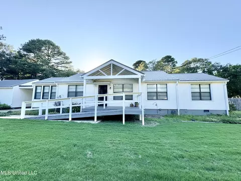 Exterior - 735 Dougherty St, Coldwater, MS 38618 photo 1 of 12