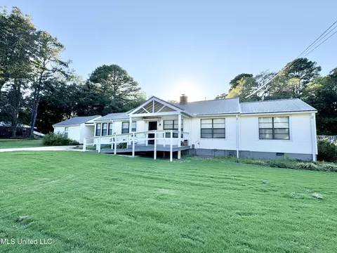 Exterior - 735 Dougherty St, Coldwater, MS 38618 photo 2 of 12