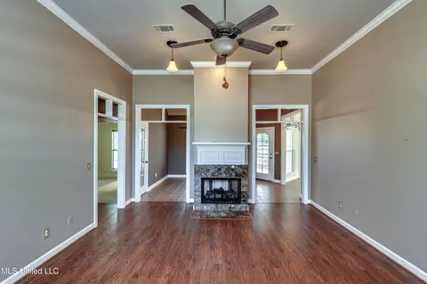 Living - 801 Hambridge Ct, Brandon, MS 39047 photo 6 of 6