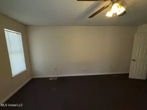 Bedroom - 4958 Lurline Dr, Jackson, MS 39204 photo 4 of 5