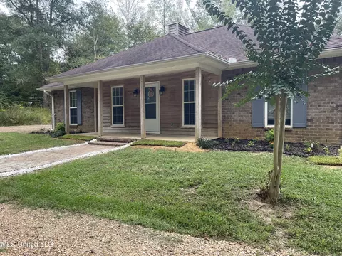197 Andrews Rd, Florence, MS 39073