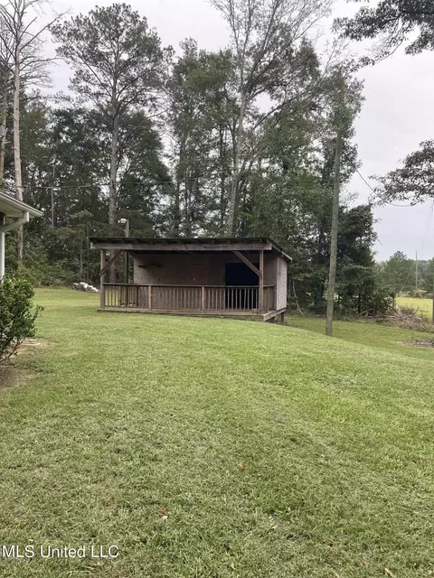 Exterior - 197 Andrews Rd, Florence, MS 39073 photo 4 of 8