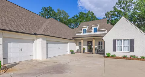 Exterior - 181 Stone Creek Dr, Madison, MS 39110 photo 7 of 21