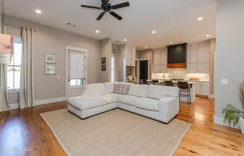 Living - 181 Stone Creek Dr, Madison, MS 39110 photo 1 of 5