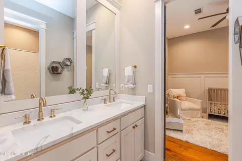 Bath - 181 Stone Creek Dr, Madison, MS 39110 photo 1 of 13