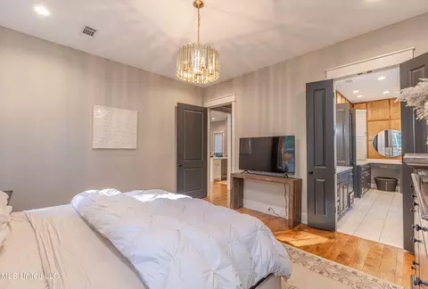 Bedroom - 181 Stone Creek Dr, Madison, MS 39110 photo 5 of 7