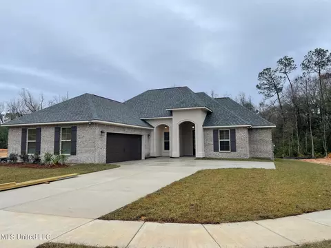 7283 S Aberdeen Dr, Pass Christian, MS 39571