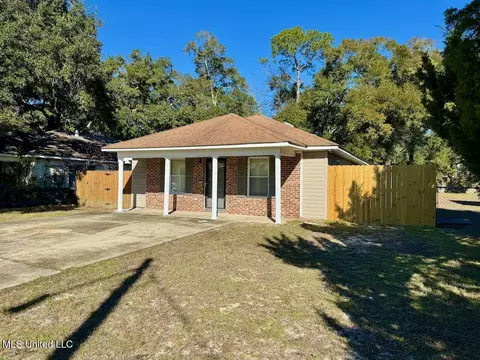 810 26th St, Gulfport, MS 39501