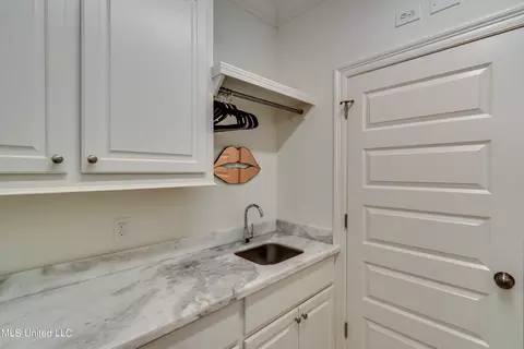180 Falls Xing, Madison, MS 39110 photo 21