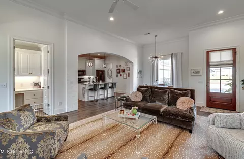 180 Falls Xing, Madison, MS 39110 photo 11
