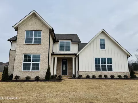 3854 Magnolia Walk Rd, Olive Branch, MS 38654