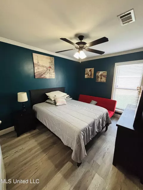 Bedroom - 148 Terry Brook Dr, Terry, MS 39170 photo 2 of 3